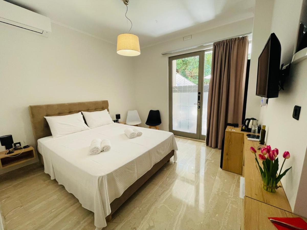 Xenios Suites Ligourio Exterior photo